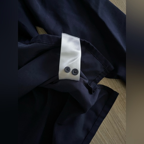 Figs Women’s Nala Longsleeve ScrubPolo Navy - Size Medium - Picture 8 of 10